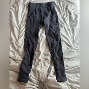 Grey ribbed leggings